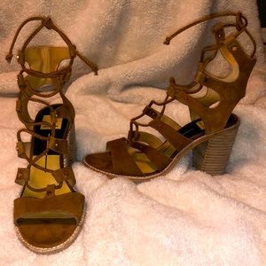 DOLCE VITA lace up heels